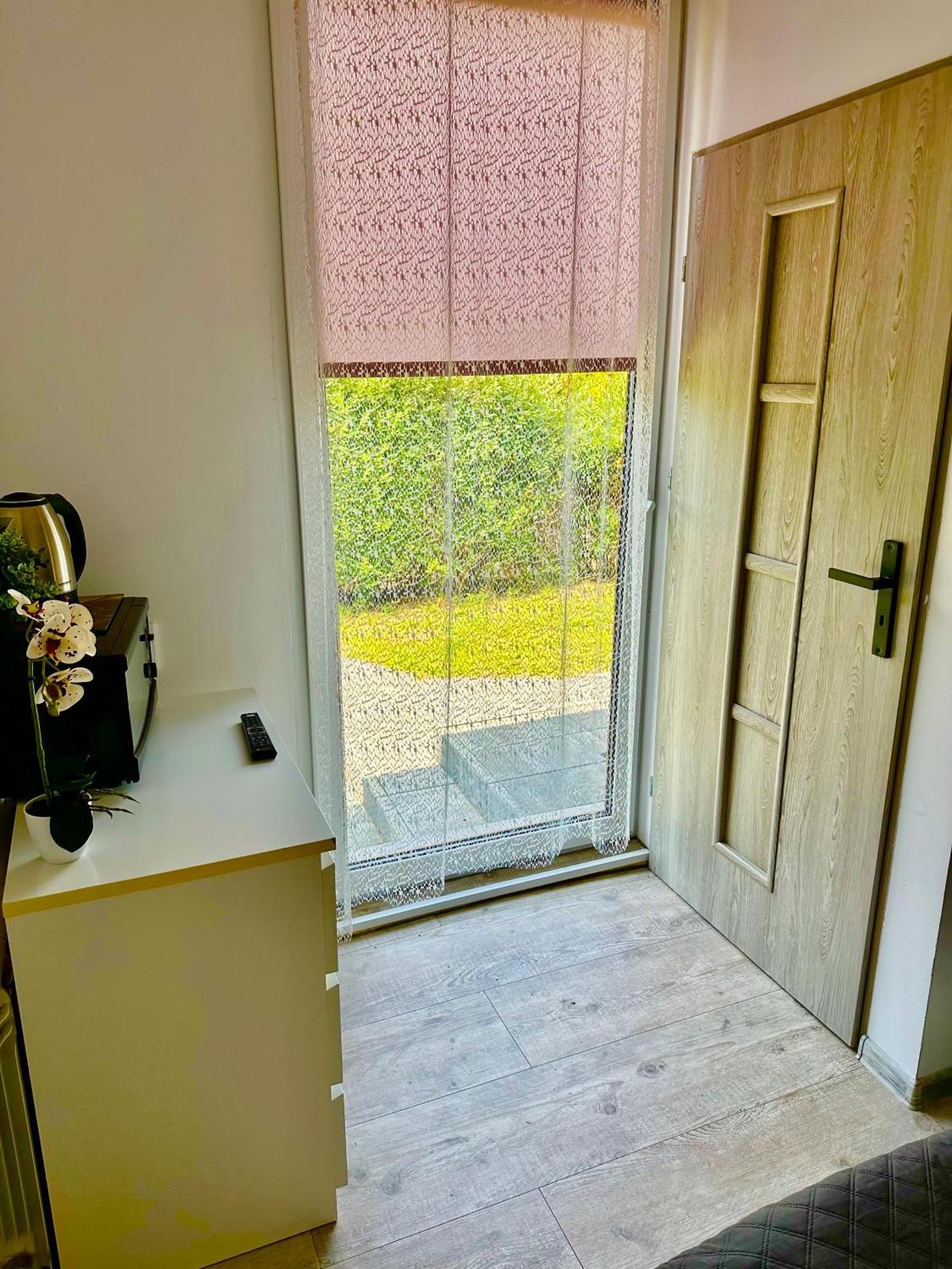 Apartament Nr 5 Lub 6 Przy Sali Kominkowej Przeczyce Ngoại thất bức ảnh